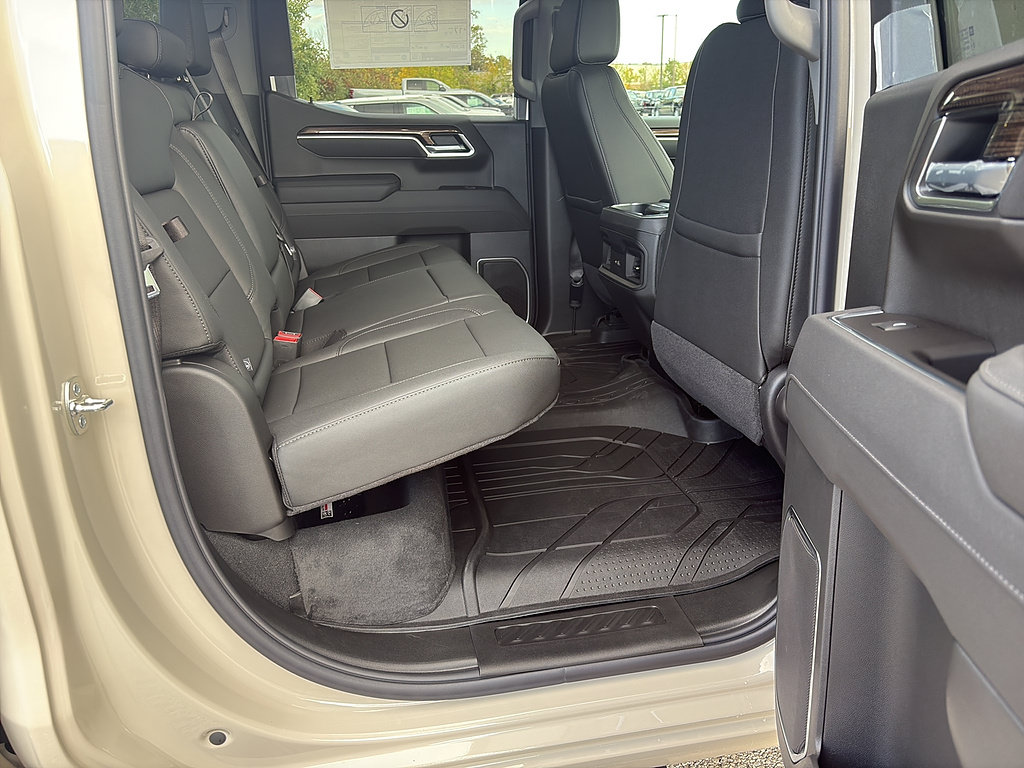 New 2026 Chevrolet Silverado 1500 RST w/ Convenience Package II AWD/4WD image 15