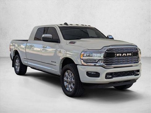 Used 2022 RAM 2500 Limited image 3
