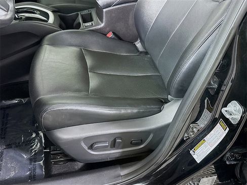 Used 2015 Nissan Rogue SL w/ SL Premium Package image 24