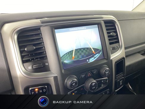 Used 2019 RAM 1500 Big Horn AWD/4WD image 2