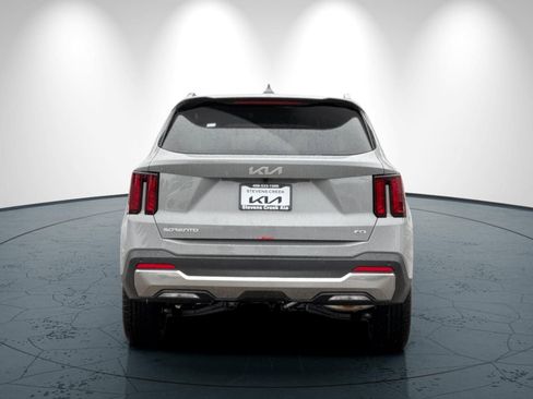 New 2026 Kia Sorento S image 5