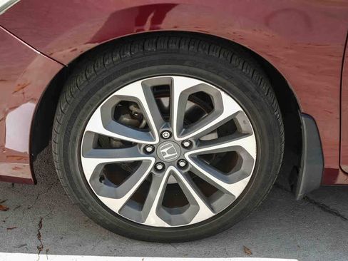 Used 2015 Honda Accord Sport image 10