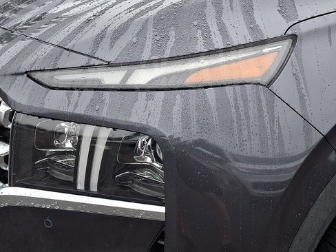 Used 2021 Hyundai Santa Fe Limited AWD/4WD image 9