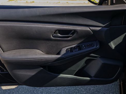Used 2024 Nissan Sentra S FWD image 21