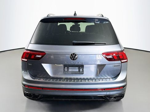 Certified 2022 Volkswagen Tiguan SE R-Line AWD/4WD image 6
