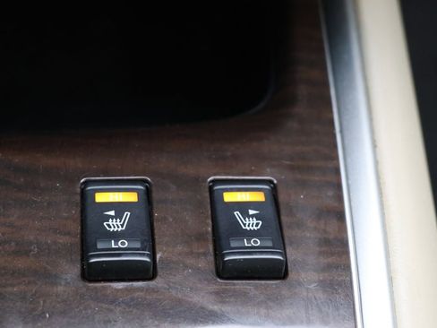 Used 2015 Nissan Pathfinder SL w/ SL Premium Package image 30