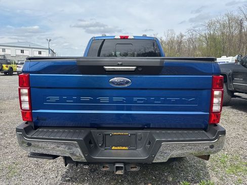 Used 2022 Ford F350 Lariat w/ Chrome Package image 8
