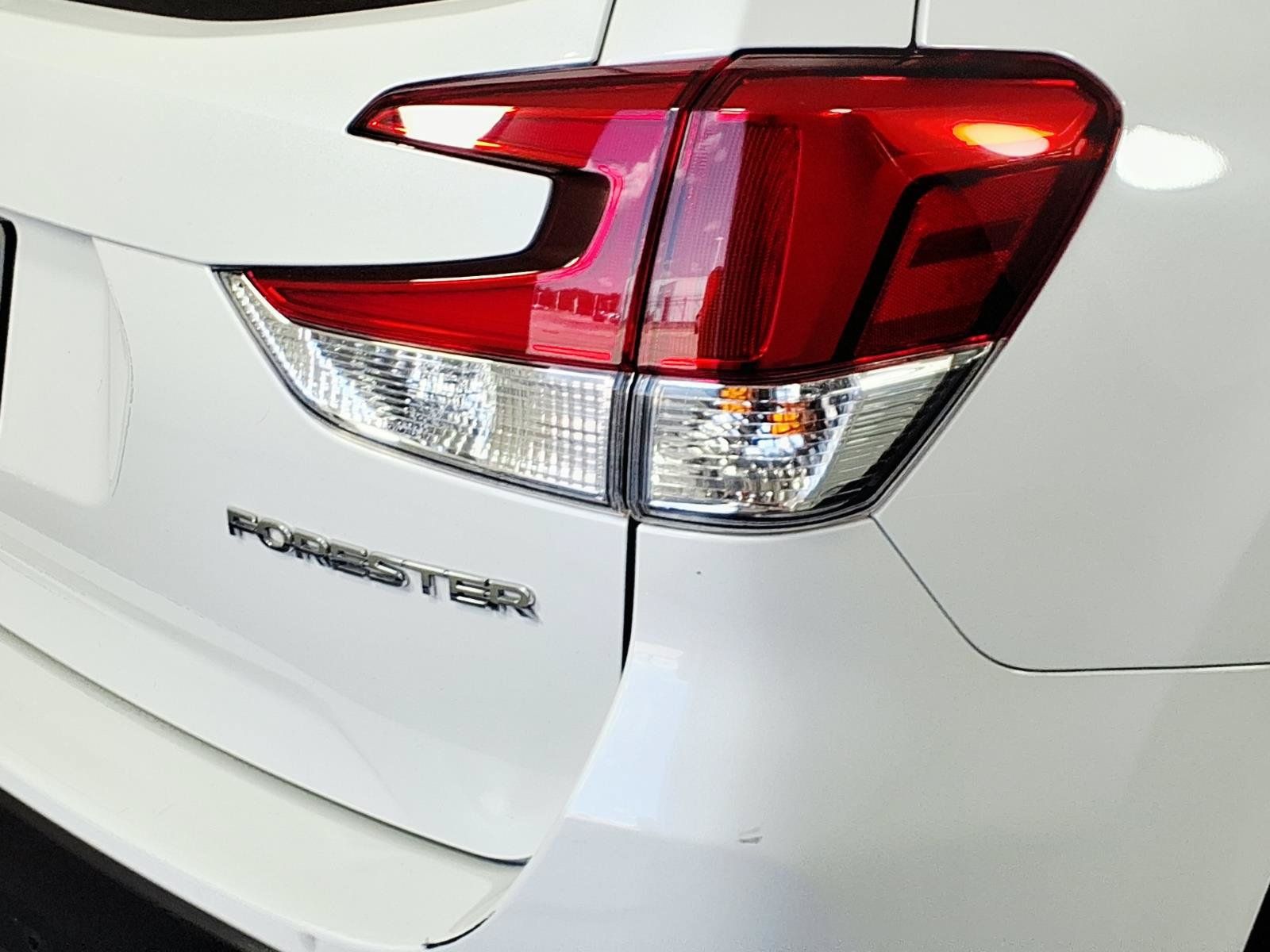 Used 2024 Subaru Forester Limited AWD/4WD image 6