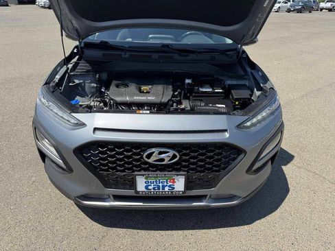 Used 2020 Hyundai Kona SEL Plus FWD image 40