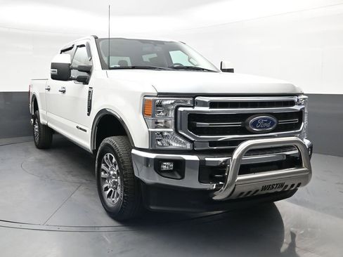 Used 2021 Ford F250 Lariat w/ Lariat Ultimate Package AWD/4WD image 2