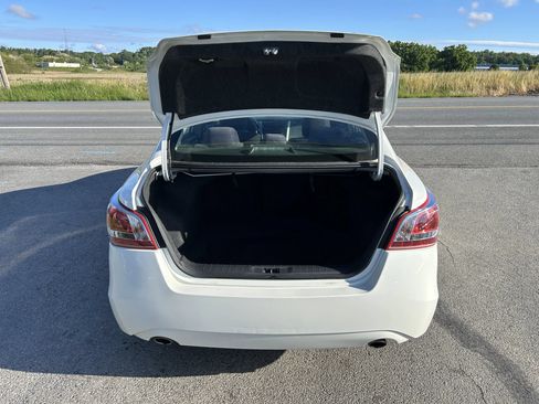 Used 2014 Nissan Altima 3.5 SL w/ Technology Package FWD image 12