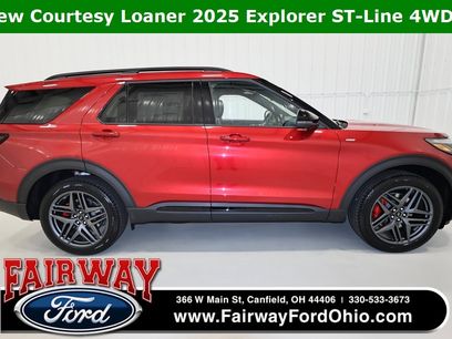 New 2025 Ford Explorer ST-Line w/ Premium Package