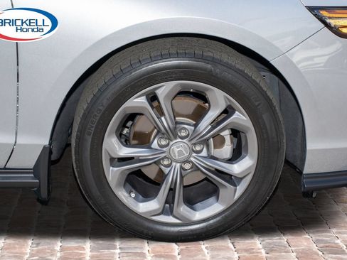 Certified 2024 Honda Accord EX image 39