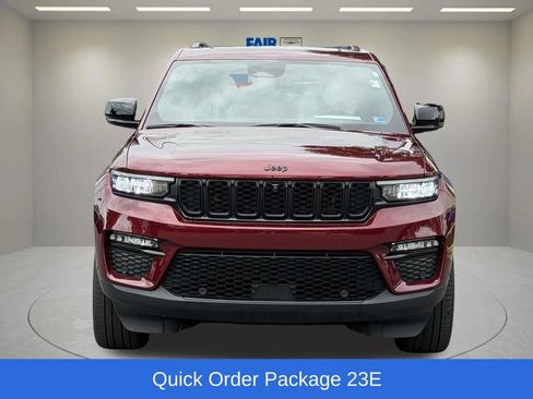 Used 2024 Jeep Grand Cherokee Limited w/ Luxury Tech Group II AWD/4WD image 5