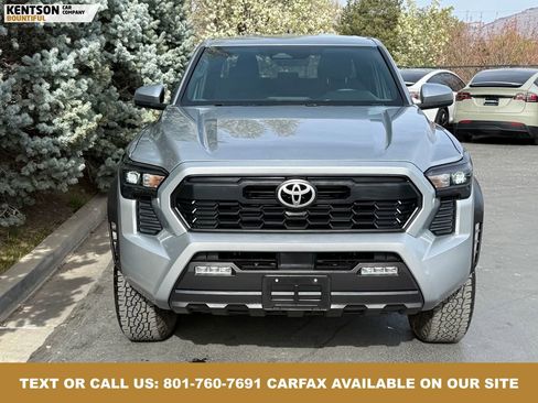 Used 2025 Toyota Tacoma TRD Off-Road image 2