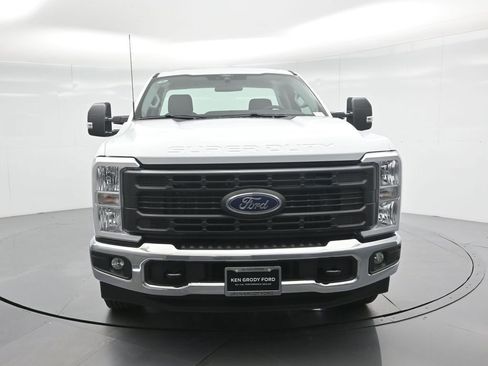 New 2026 Ford F250 XL w/ XL Chrome Package image 48