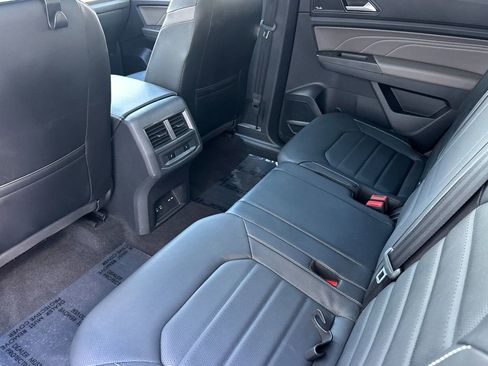 Used 2022 Volkswagen Atlas Cross Sport SEL Premium R-Line image 12