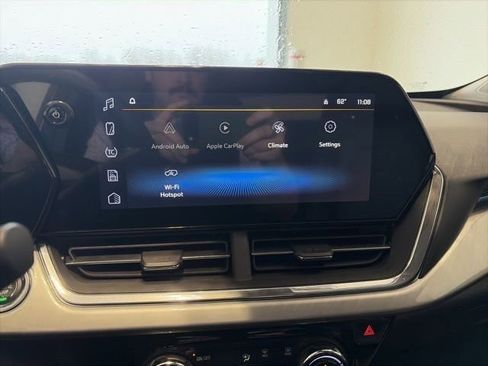New 2026 Chevrolet Trax LT w/ Driver Confidence Package FWD image 17