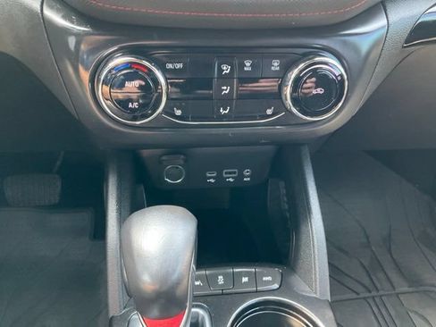 Used 2021 Chevrolet TrailBlazer RS w/ Convenience Package AWD/4WD image 7