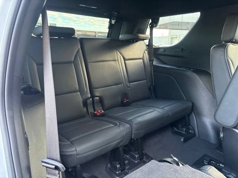 Used 2025 GMC Yukon Denali AWD/4WD image 40