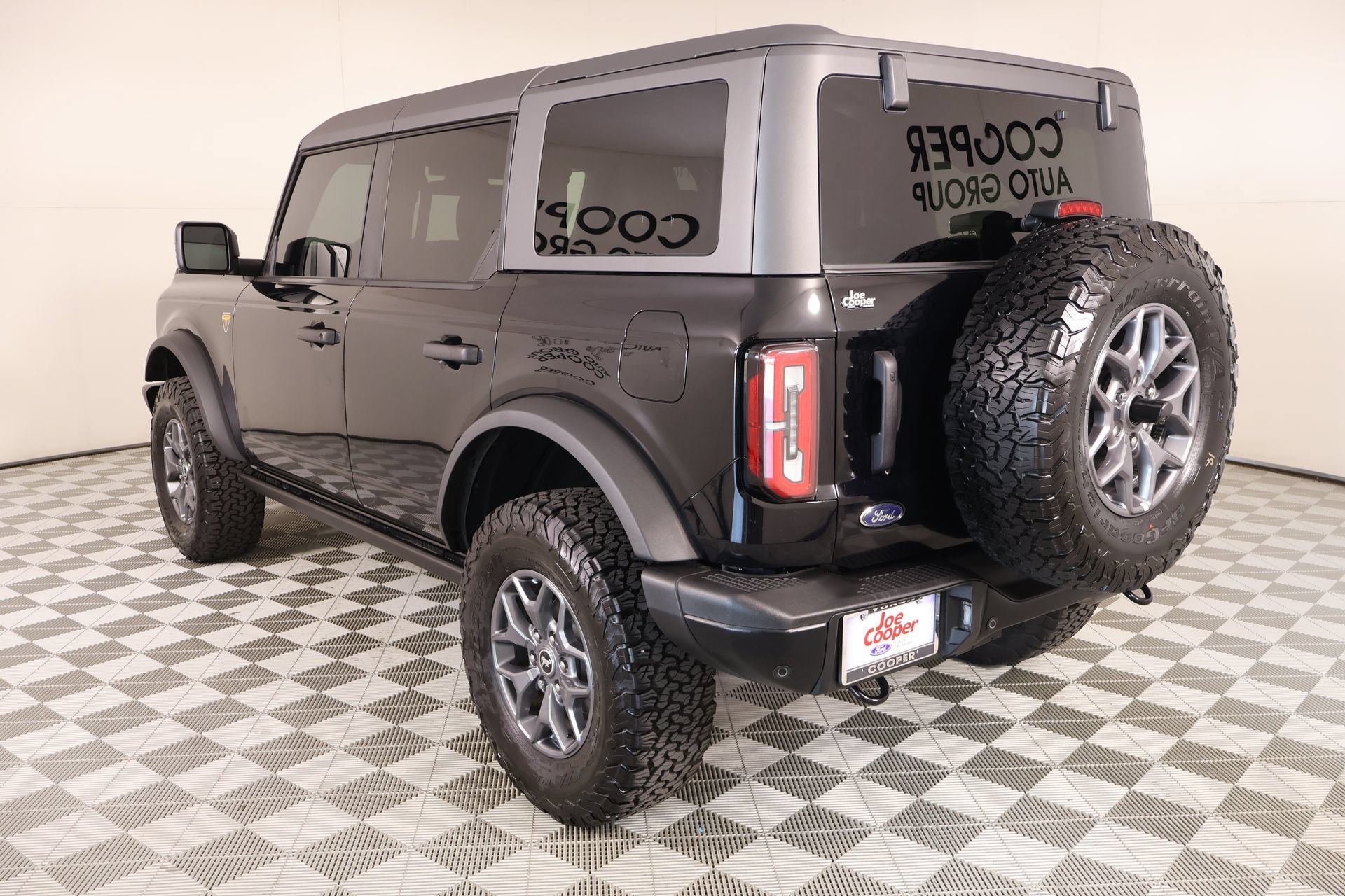 Used 2025 Ford Bronco Badlands AWD/4WD image 24
