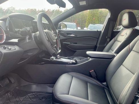 New 2026 Chevrolet Trax RS w/ Driver Confidence Package image 10