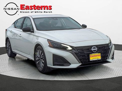 New 2026 Nissan Altima 2.5 SV FWD image 4