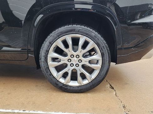 New 2026 GMC Acadia Denali w/ Super Cruise Package AWD/4WD image 60