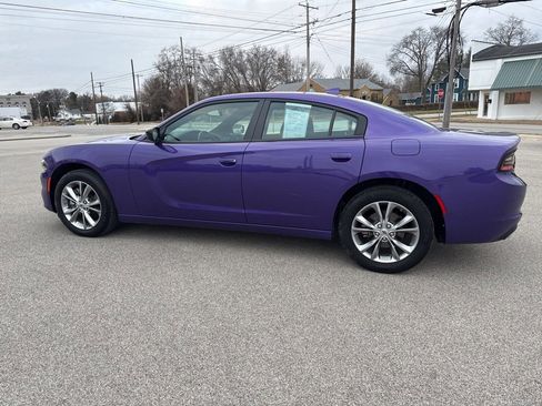 Used 2023 Dodge Charger SXT image 3