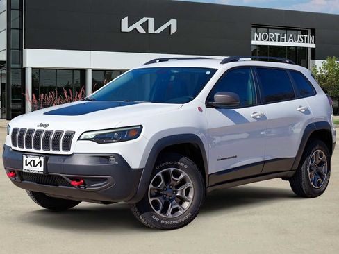 Used 2020 Jeep Cherokee Trailhawk w/ Cold Weather Group image 1