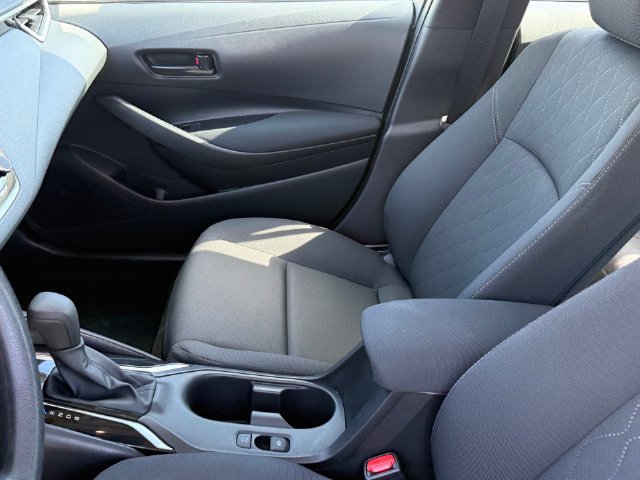 Used 2026 Toyota Corolla LE FWD image 12