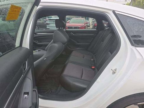 Used 2019 Honda Accord Sport image 10