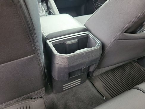 Used 2025 Toyota Tacoma SR5 image 9