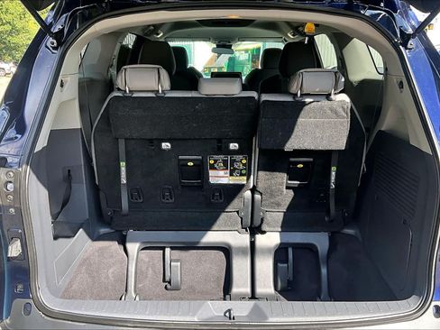 Certified 2024 Toyota Sienna LE AWD/4WD image 30
