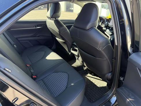 Used 2023 Toyota Camry SE image 20