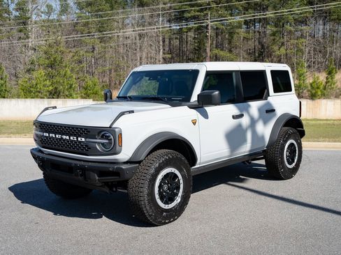 New 2026 Ford Bronco Badlands AWD/4WD image 12