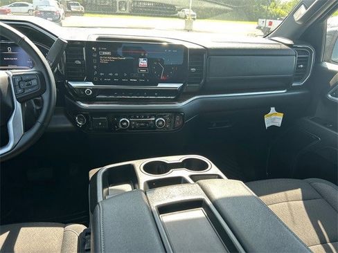 Used 2025 GMC Sierra 1500 Elevation image 26