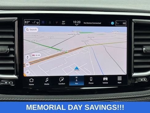 Used 2026 Chrysler Pacifica Limited FWD image 21