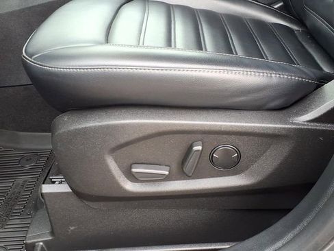 Certified 2023 Ford Edge SEL w/ Convenience Package AWD/4WD image 15
