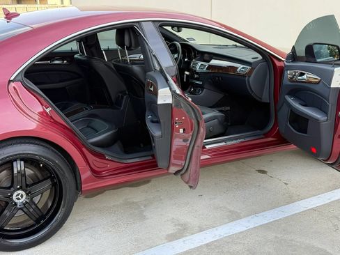 Used 2013 Mercedes-Benz CLS 550 4MATIC image 18