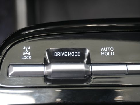 Used 2025 Hyundai Tucson Limited AWD/4WD image 26