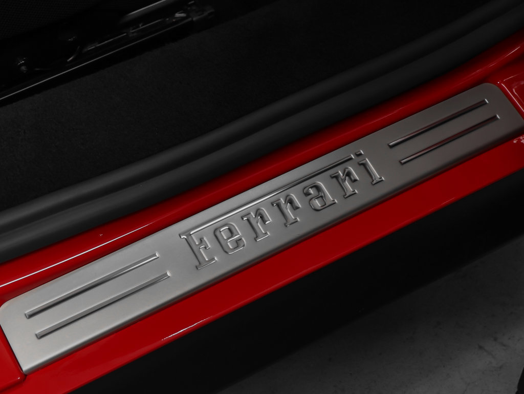 Certified 2022 Ferrari SF90 Stradale AWD/4WD image 9