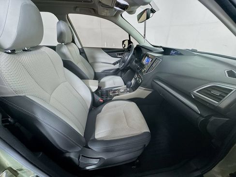 Used 2020 Subaru Forester Premium AWD/4WD image 34