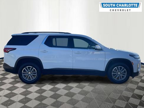 Used 2023 Chevrolet Traverse LT image 4