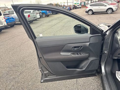 New 2026 Nissan Kicks S image 11