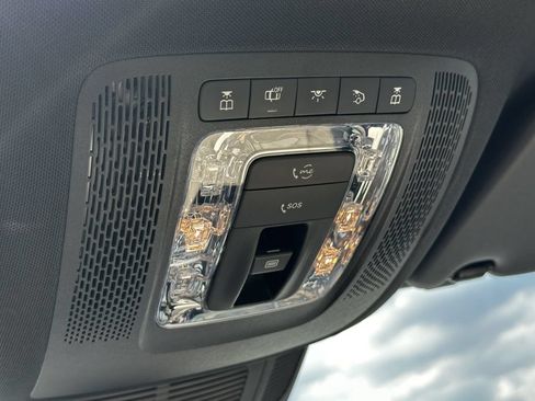 Certified 2025 Mercedes-Benz GLE 450e 4MATIC image 32