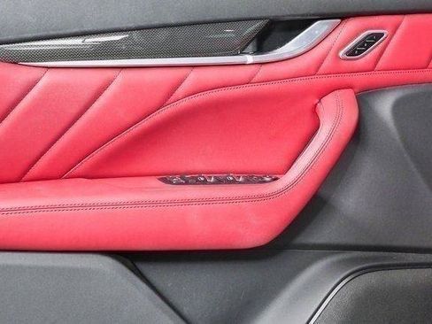 Certified 2023 Maserati Levante GT AWD/4WD image 7