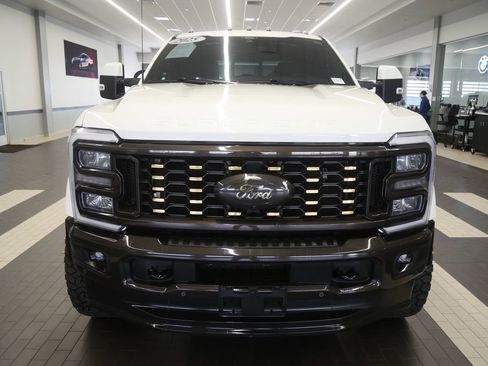 Used 2025 Ford F450 King Ranch w/ FX4 Off-Road Package image 16