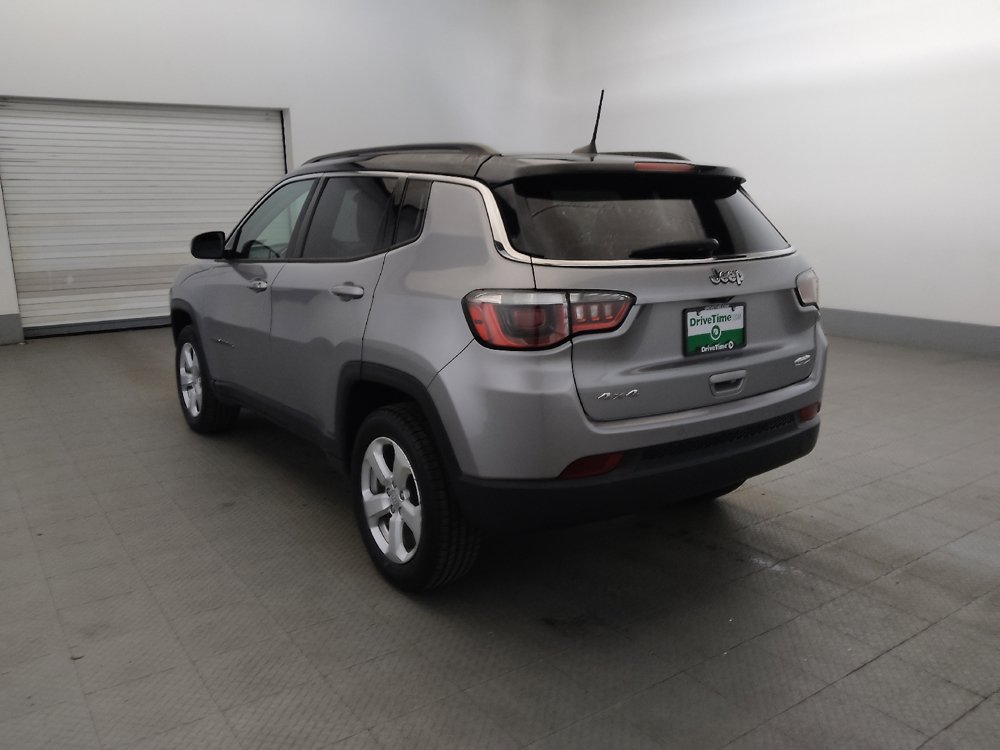 Used 2018 Jeep Compass Latitude w/ Popular Equipment Group AWD/4WD image 5