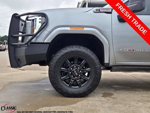 Used 2024 GMC Sierra 2500 AT4 w/ AT4 Premium Plus Package AWD/4WD image 8